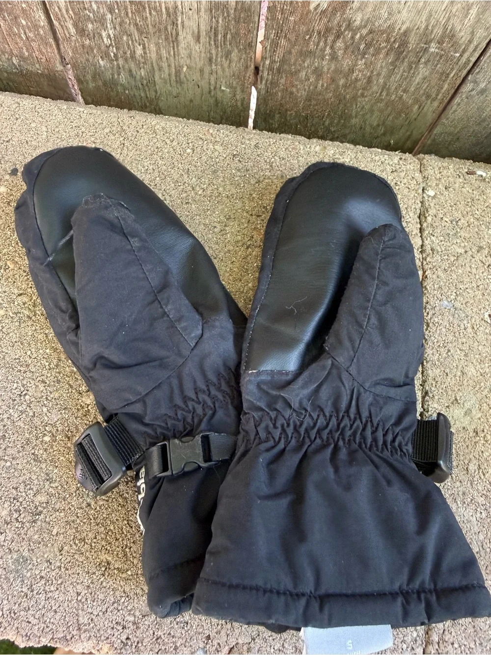 Columbia Black Youth Gloves Mittens Size Small